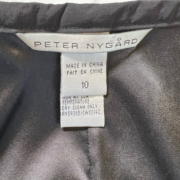 Peter Nygard Black Lace Overlay Embroidered Applique Satin Skirt Size 10 EUC - Picture 11 of 14